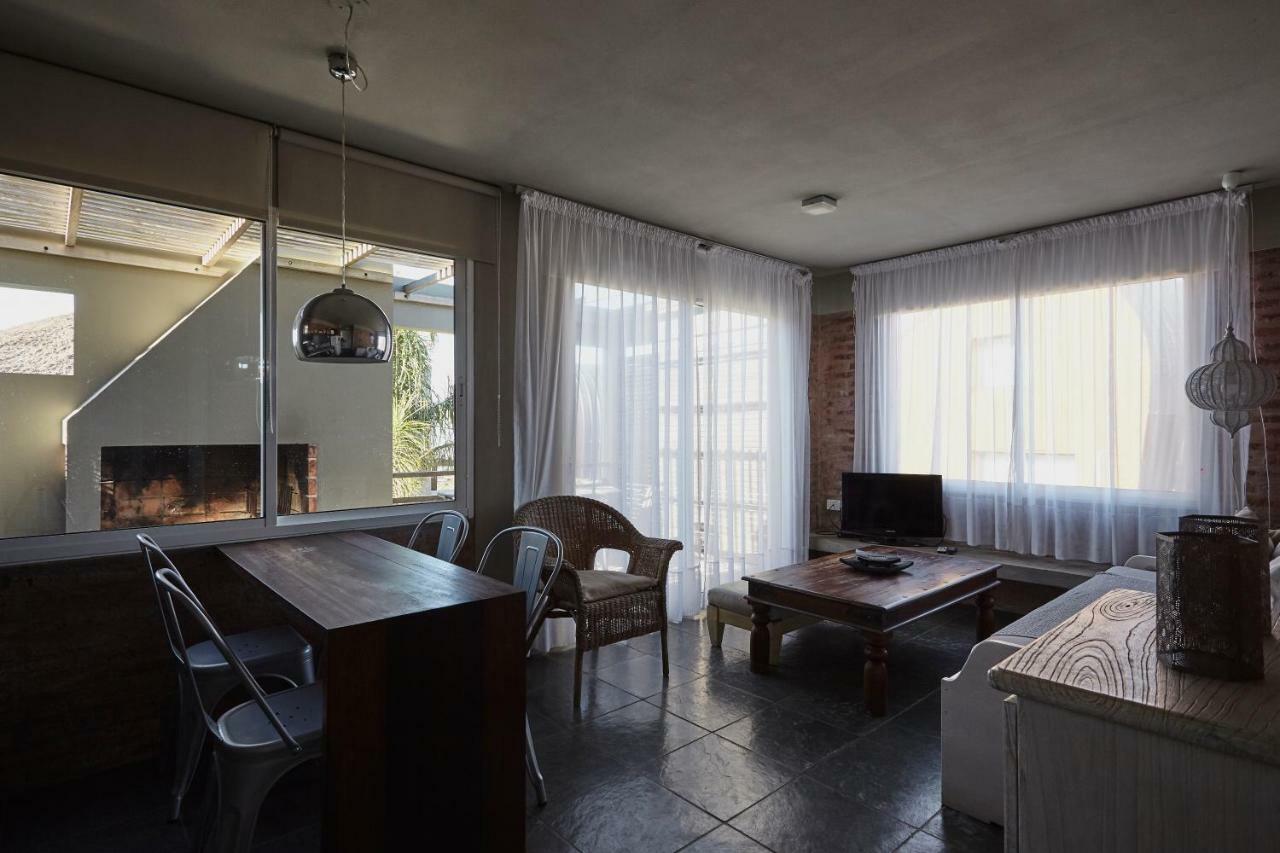 Villa Juana Bungalows & Suites ปุนตาเดลดีอาโบล ภายนอก รูปภาพ